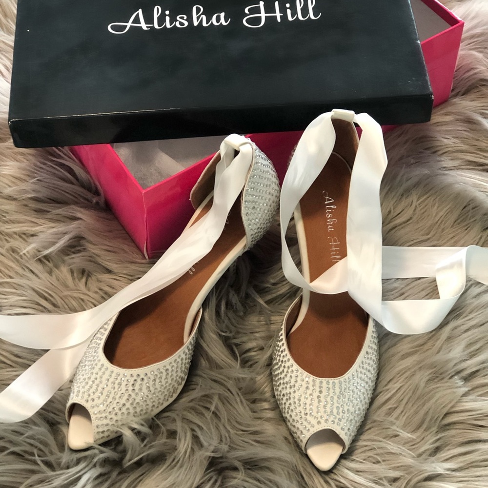 Alisha Hill Rhinestone Heels. Silver/White. Size 6.